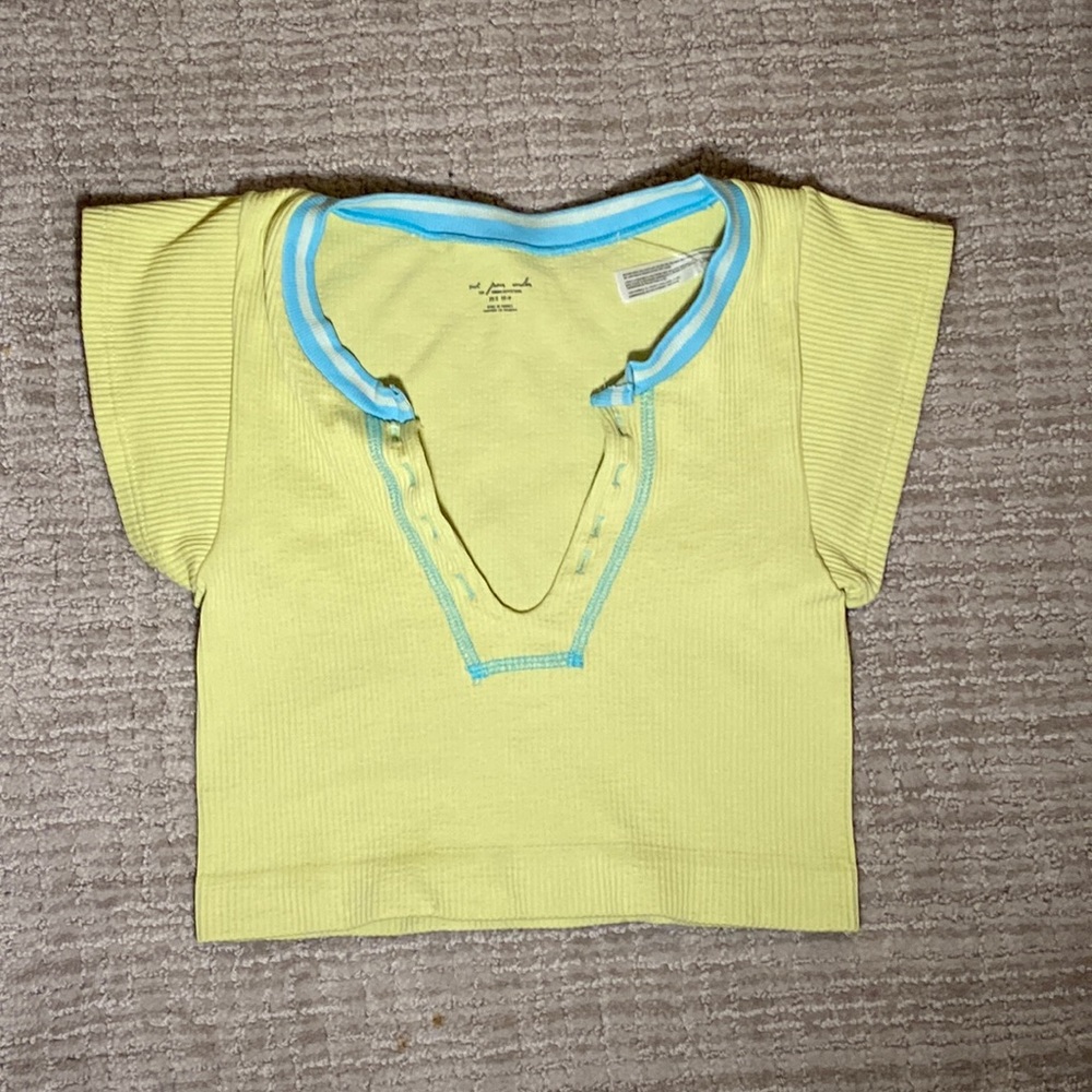 Urban outfitters cute green tank top